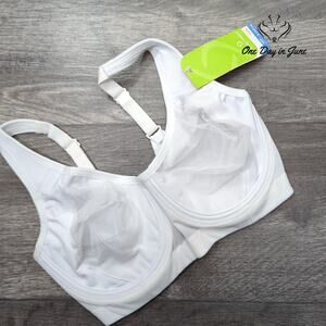 Moving Comfort Cara Bra Size 32D